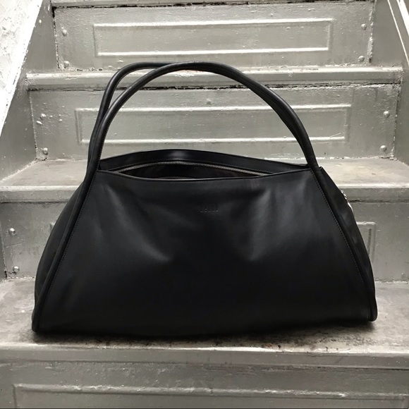 BEHNO 'Kamala' Handcrafted Large Leather Nappa Hobo Bag in Black - Picture 10 of 15